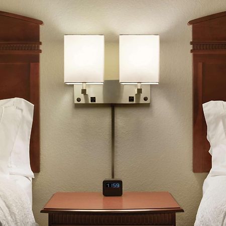 Hampton Inn & Suites Madison - West Zewnętrze zdjęcie